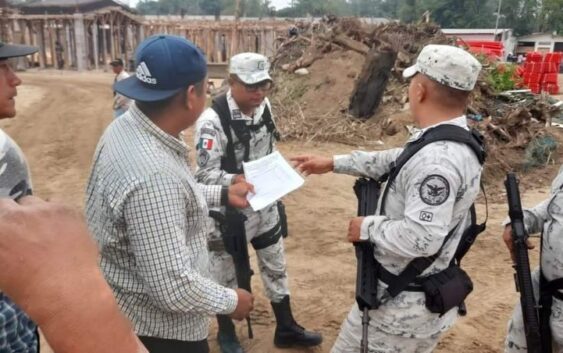 Protestan en la obra construcción de cuartel de la Guardia Nacional de Coatza