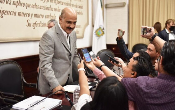 Aguinaldo y prestaciones de ley están garantizadas en el Ayuntamiento de Xalapa: Ricardo Ahued