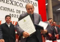 José Robles recibe premio nacional e internacional de periodismo José Robles recibe premio nacional e internacional de periodismo
