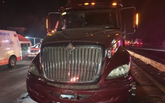 Detuvieron a Hugo “N”, el chofer que robó tractocamión que embistió la caseta de Plan del Río y provocó balacera