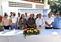 Asiste Alcalde de Agua Dulce a inauguración de concurso escolar del Sector Educativo 21