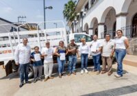 Realiza ayuntamiento de Acayucan firma de comodato y entrega de camioneta a conisariado ejidal de Sotepan