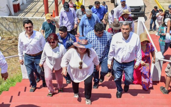 Supervisan instalaciones de la Expo Feria Coatza 2023