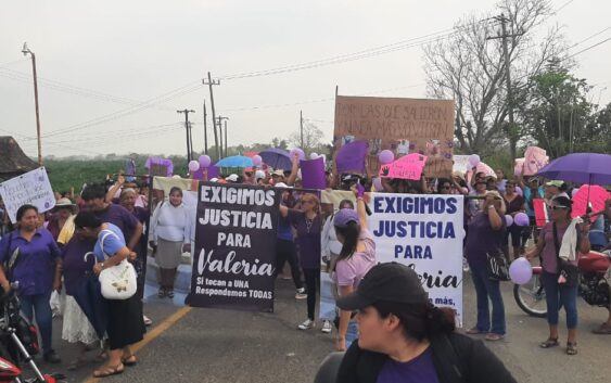 Es bloqueada, la carretera Martínez San Rafael tras el homicidio de VALERIA N!!!