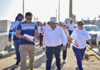 Trabajan habitantes de Coatzacoalcos “Unidos por playas limpias”