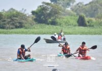 SE REALIZA COMPETENCIA DE KAYAKS EN COSOLEACAQUE