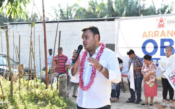 ARRANQUE DE OBRA DE RED DE ENERGÍA ELÉCTRICA EN COLONIA NUEVO CENTRO DE POBLACIÓN COSOLEACAQUE