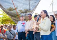 Entrega Rosalba Rodríguez fertilizante a bajo costo a más de mil mujeres campesinas en Acayucan