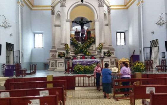 Sobre el libro Santuario y Región: Imágenes del Cristo Negro de Otatitlán.