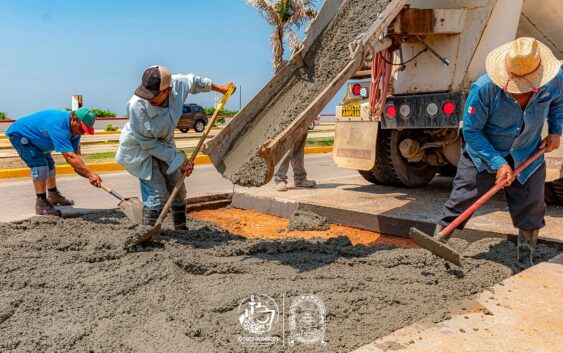 Rehabilita Ayuntamiento vialidades del Malecón Costero