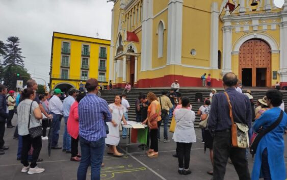 Con otro plantón en la plaza Lerdo exigen liberación de dirigentes cafetaleros