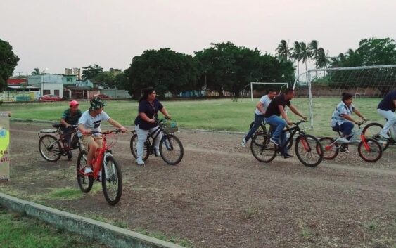 Recomienda IMSS Veracruz Sur medio de transporte en bicicleta, ya que es saludable