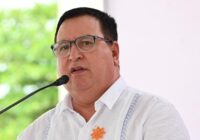 Reconoce el alcalde Noé Castillo Olvera aestudiantes con los más altos promedios