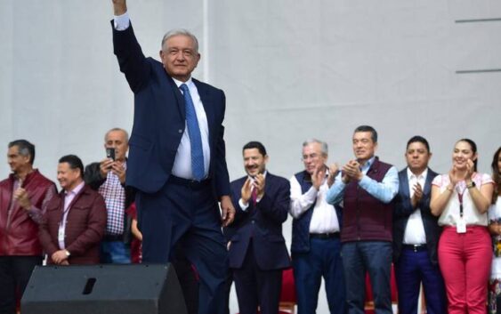 Aprueba 57% labor de AMLO en junio, según Encuesta EF