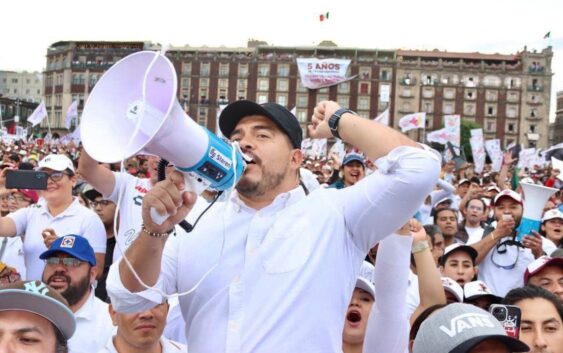 Zenyazen llegó con más de 8 mil maestros veracruzanos al zócalo capitalino de la CDMX