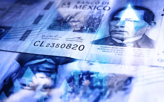 Peso marca mínimo de casi ocho años y extiende a 14.54% la mejora en 2023; tendencia toma fuerza