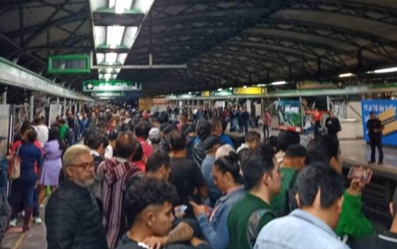 ‘Es un desmadr…’ Usuarios del Metro de la CDMX reportan colapso y retrasos en 6 líneas