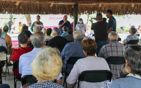 Culminan bancarización del programa de adultos mayores en Boca del Río: Manuel Huerta