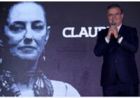 Ebrard lanza campaña a días de la encuesta de Morena: “¿Claudia o yo?”