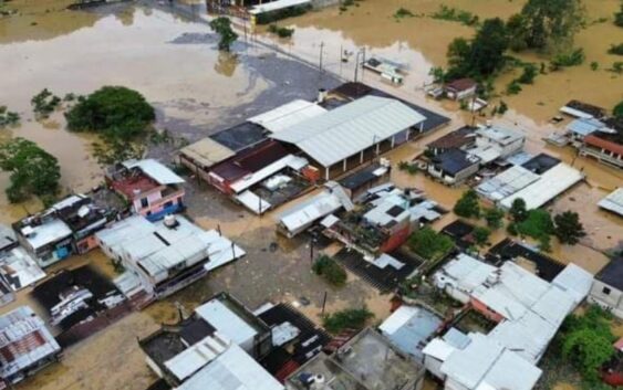 Fuertes lluvias en Veracruz ocasionan inundaciones en Zongolica