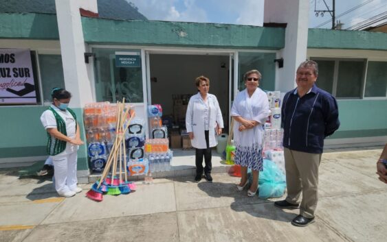 Entrega IMSS Veracruz Sur cuatro toneladas de ayuda a damnificados de inundación en Zongolica