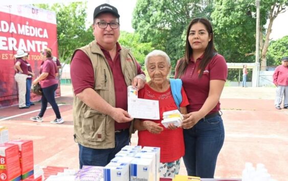 Lleva Noé Castillo Olvera consultas médicas y medicamentos gratuitos al ejido Miguel Alemán