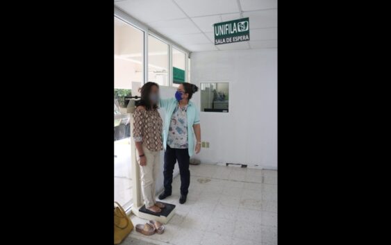 Orienta IMSS Veracruz Sur a derechohabiencia sobre Trastorno Dismórfico Corporal