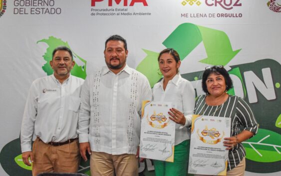 Firma Amado Cruz Malpica acuerdo crucial para el medio ambiente