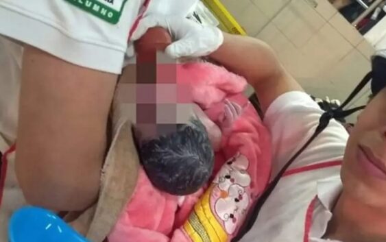 Mujer da a luz en los baños de la central camionera de Córdoba