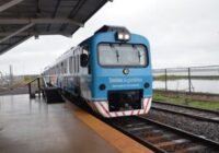 Primer recorrido de prueba el tren de pasajeros del Istmo de Tehuantepec, este domingo.