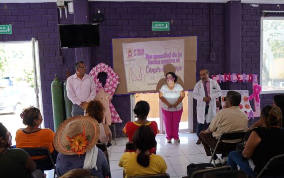 Conmemoran día Internacional de la lucha contra el cáncer de mama, con platicas y testimonios.