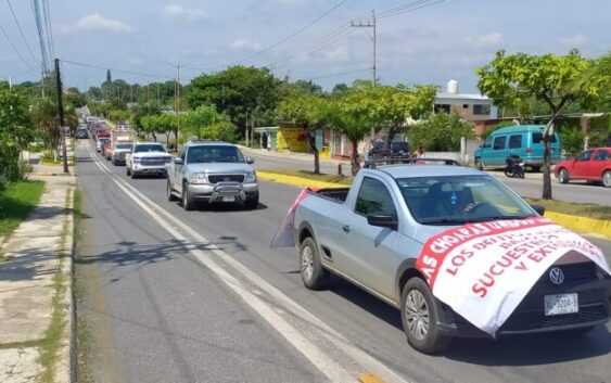 Ganaderos y comerciantes de Las Choapas desfilaron para pedir a las autoridades luchar contra la delincuencia