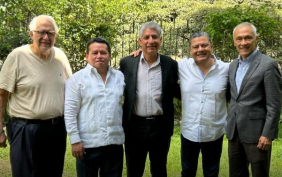 Por necedad, valoran en CDMX no conformar frente opositor en Veracruz