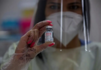 Vacuna actualizada COVID 19 de moderna, podría comercializarse en México a fines de 2023