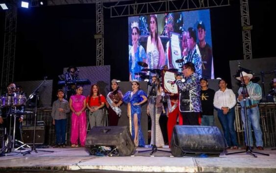 La jornada de festejos de la Feria San Martín Obispo 2023 en Acayucan cerro con ¡todo el éxito!