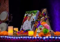 Instala Ayuntamiento espectacular Altar de Muertos en Coatzacoalcos