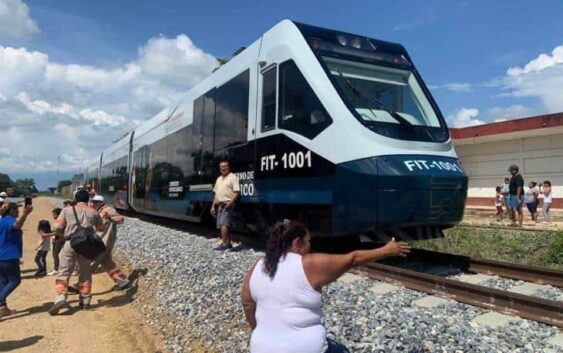 Más barato el viaje en tren que en autobús de Salina Cruz – Coatzacoalcos : AMLO