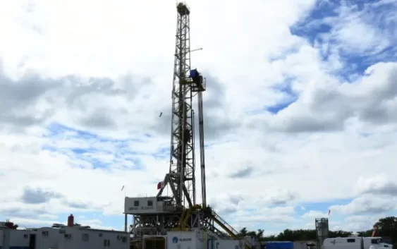 Pemex invertirá 321 mdd en desarrollo de campo en Tabasco