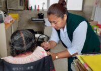 Exhorta IMSS Veracruz Sur a población vacunarse para protegerse de invierno