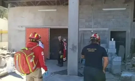 Mueren 5 Personas tras Desplome de Elevador en Plaza Comercial en Monterrey