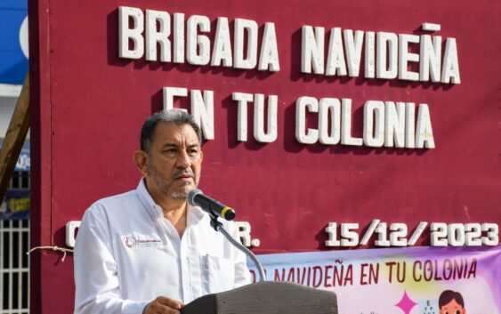 Gobierno de Coatzacoalcos realiza Brigada Navideña en la Colonia Popular Morelos