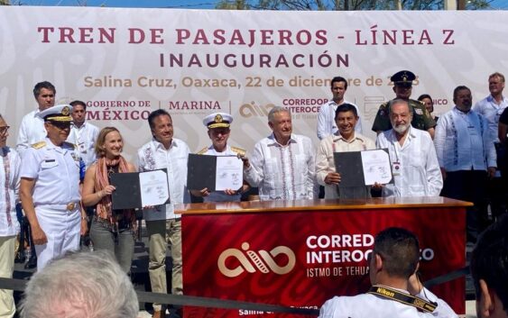 Celebra Amado Cruz la reapertura de la ruta ferroviaria Salina Cruz – Coatzacoalcos