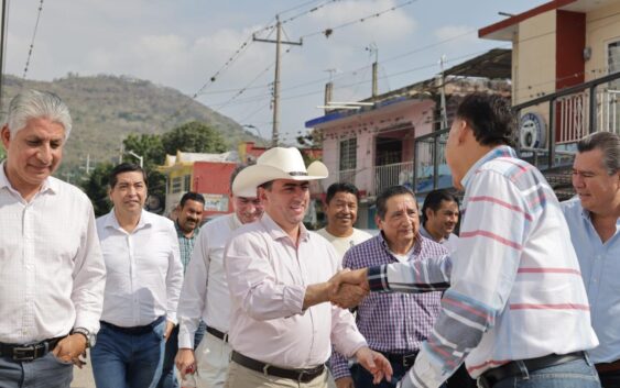 Tarifas eléctricas no bajaron en Veracruz, productores pierden: Pepe Yunes