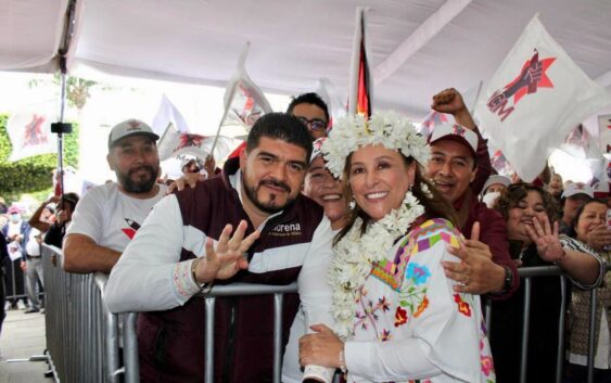 Zenyazen y MCM recibieron en Amatlán de los Reyes a Rocío Nahle