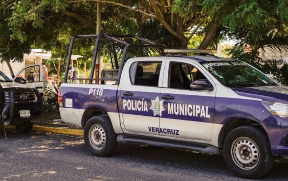 Liberan a dos periodistas en Poza Rica detenidos luego de que se les acusó de detonar un arma en un estacionamiento