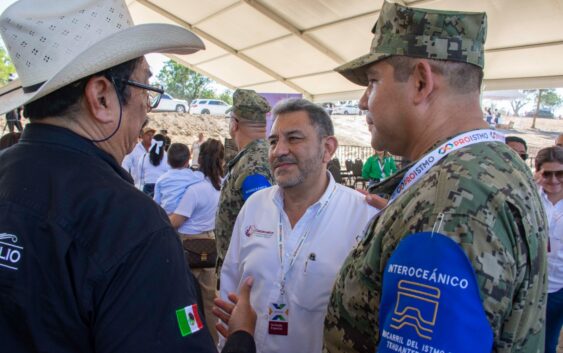 Amado Cruz Malpica acude a inauguración del Polo de Desarrollo y Bienestar en Texistepec