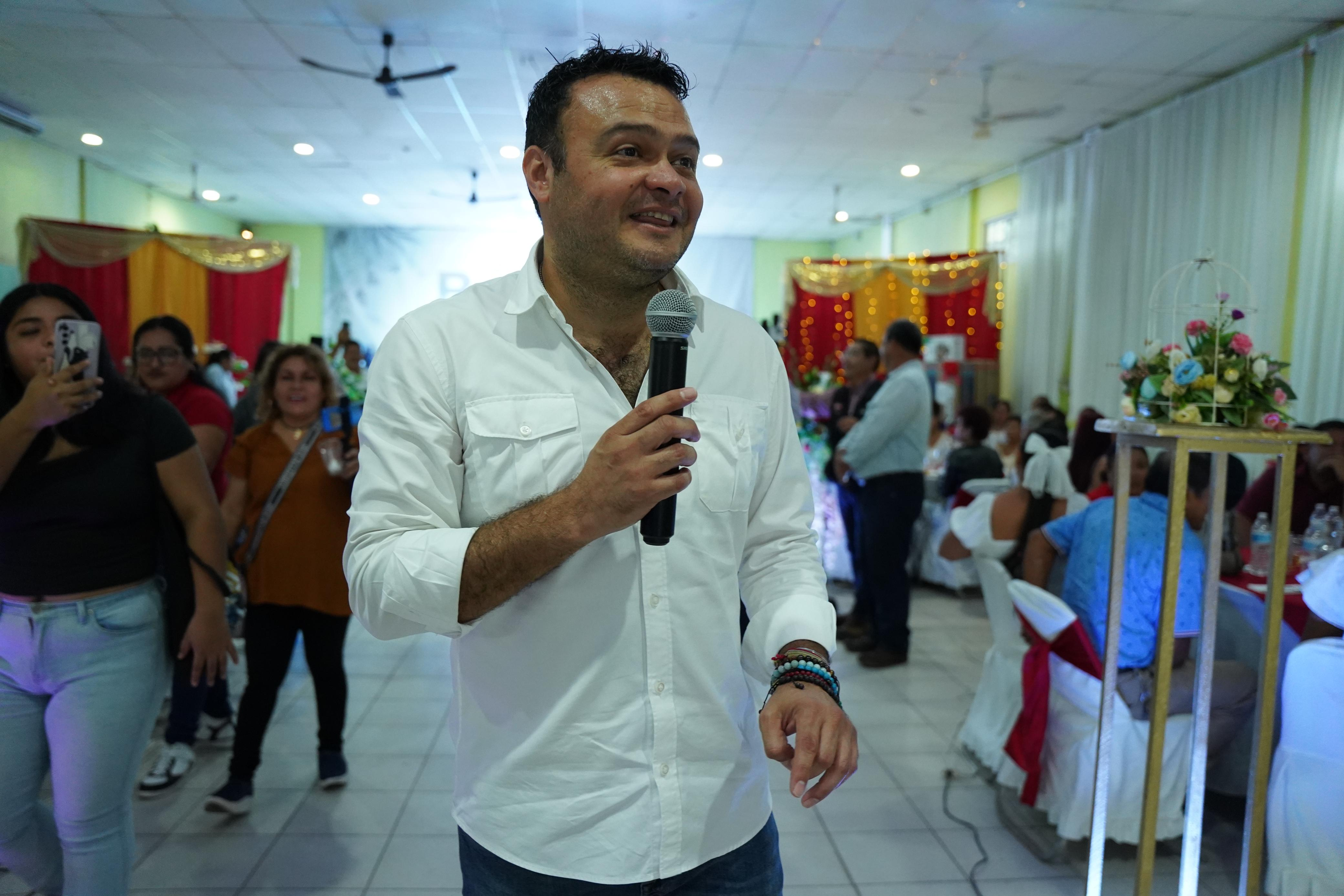 Más 200 parejas de Cosoleacaque se casan, en las Bodas Colectivas 2024