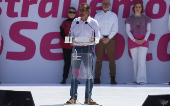 “¡Si es para desmantelarla, la democracia no se toca!”: discurso íntegro de Lorenzo Córdova en el Zócalo