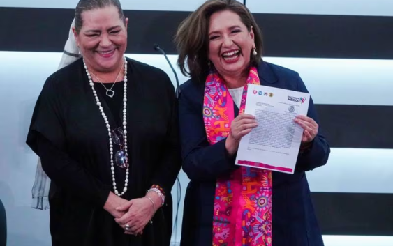 Xóchitl Gálvez se registra como candidata presidencial… y le manda un ‘recadito’ a Sheinbaum