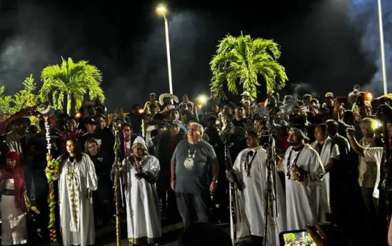 ¡Santas brujerías! El “Manos traviesas” Huerta, candidato de Morena al Senado, inicia su campaña en Catemaco, entre brujos y hechiceros. ¡Se encomienda al diablo!